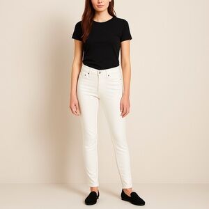 Women's White Skinny Jeans Size 28